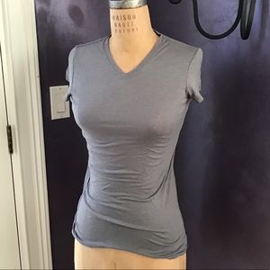 Vince Essential V-Neck T-Shirt